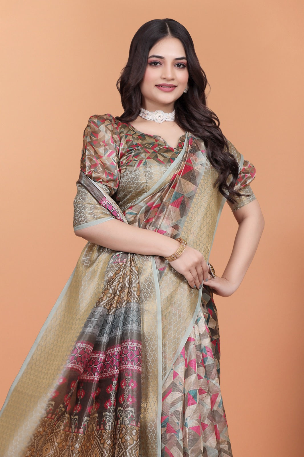 : Golden Beige Soft Silk Saree with Geometric Weave & Pink Ornamental Pallu