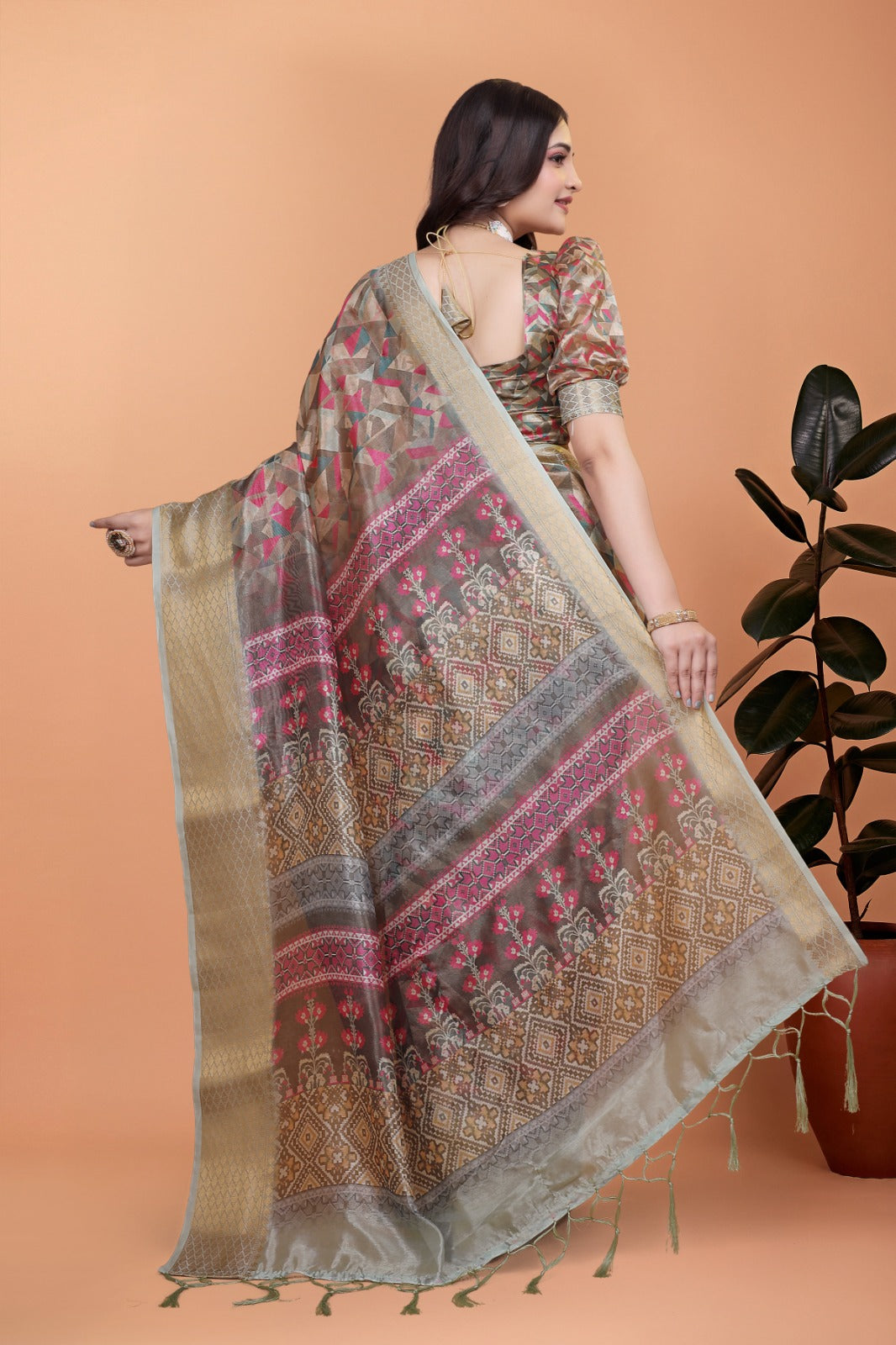 : Golden Beige Soft Silk Saree with Geometric Weave & Pink Ornamental Pallu