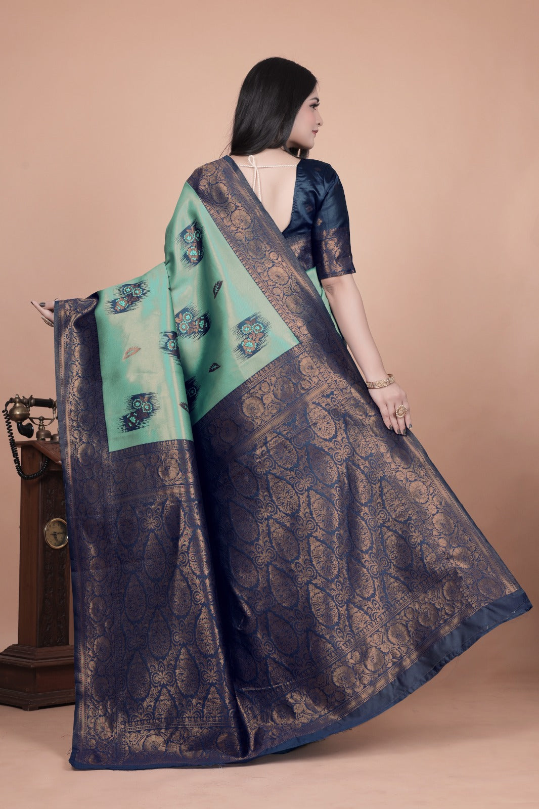 Fancy Rapier Jacquard Silk Saree💜 Saree Description