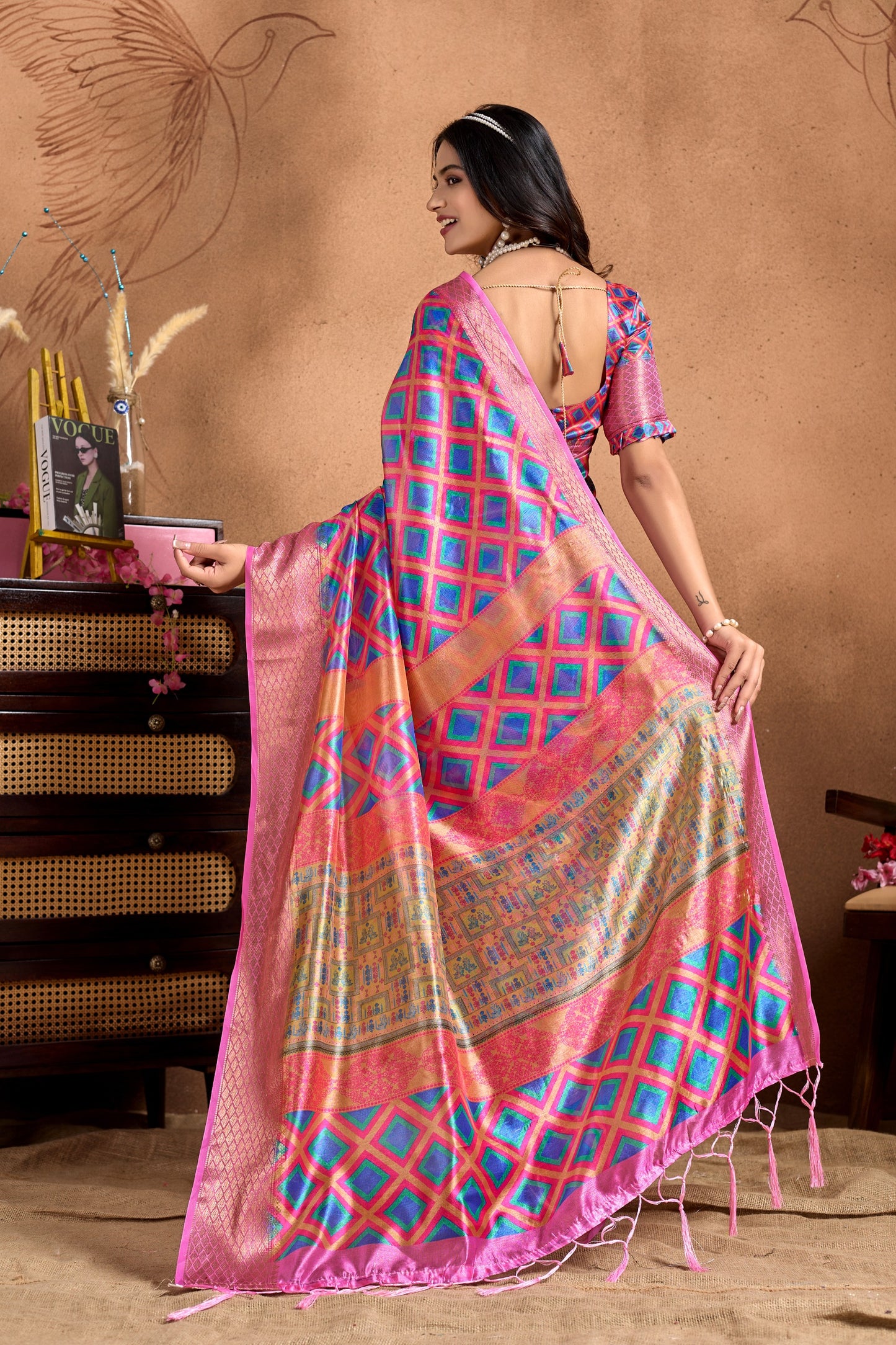 Pink-Blue Soft Silk Blend Saree with Geometric Motifs & Traditional Pallu