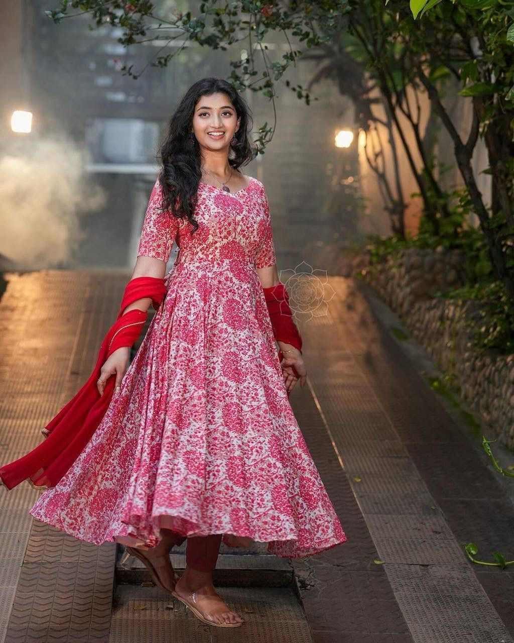 🌺 Red Floral Kurta Set – Graceful Pathway Look
