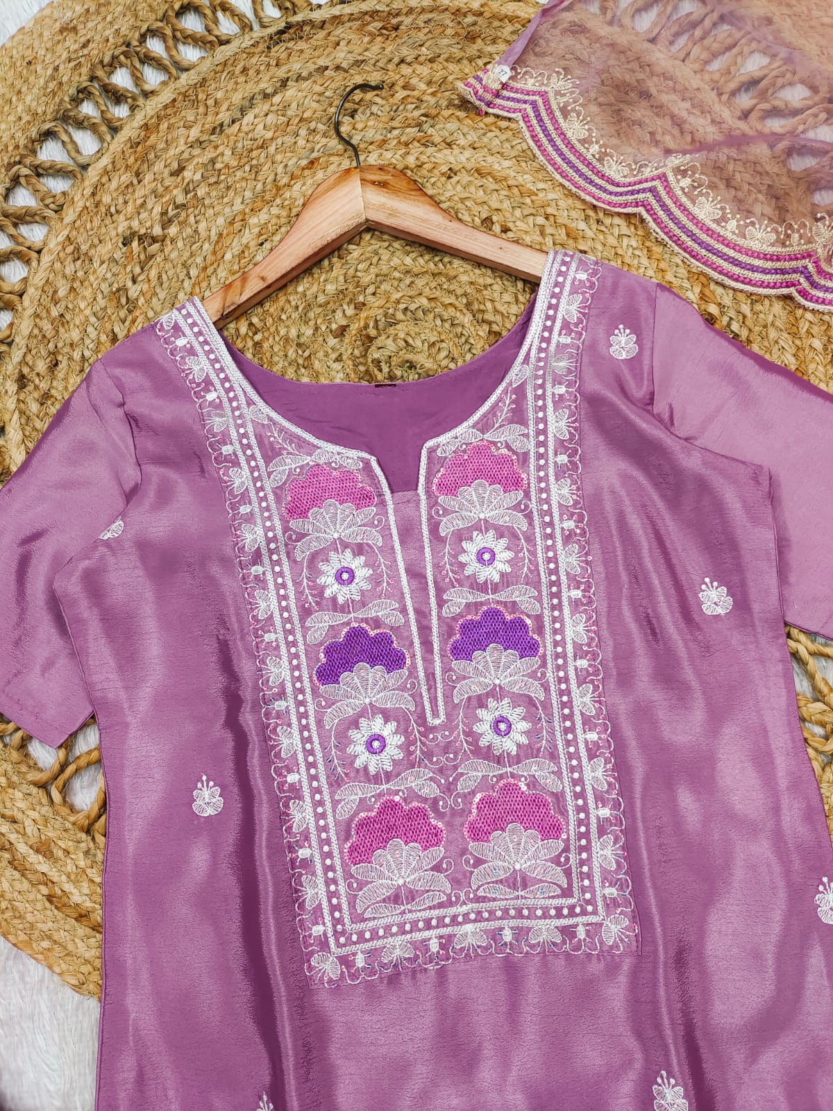 🌸 Pink Embroidered Kurta Set