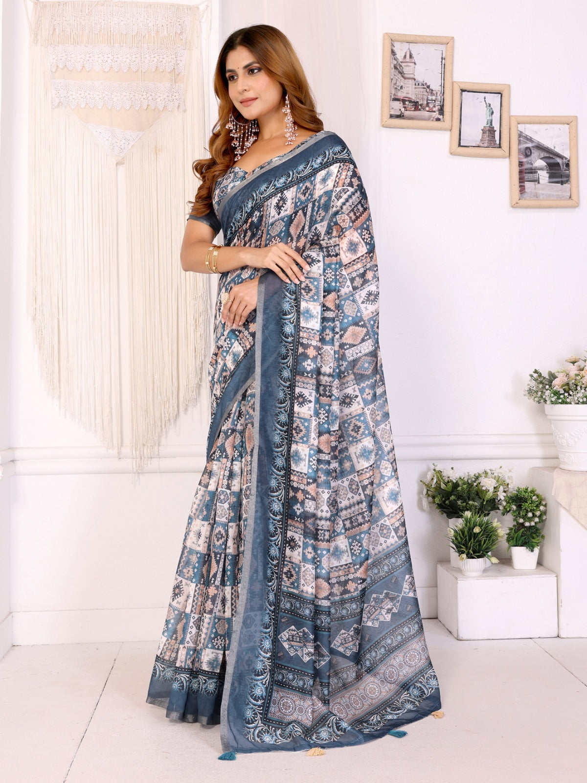 Stylish White Chanderi Saree with Digital Geometric Print