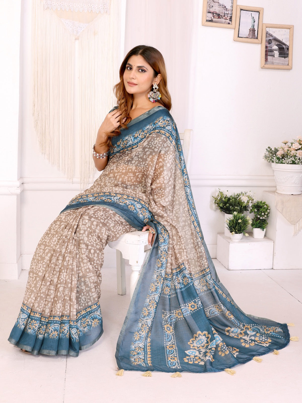 Beige & Teal Ethnic Motif Printed Chanderi Saree