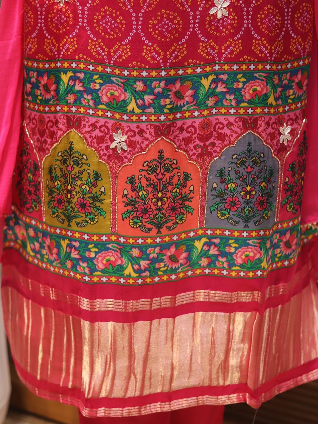 Rang-e-Riwaayat  Color of tradition