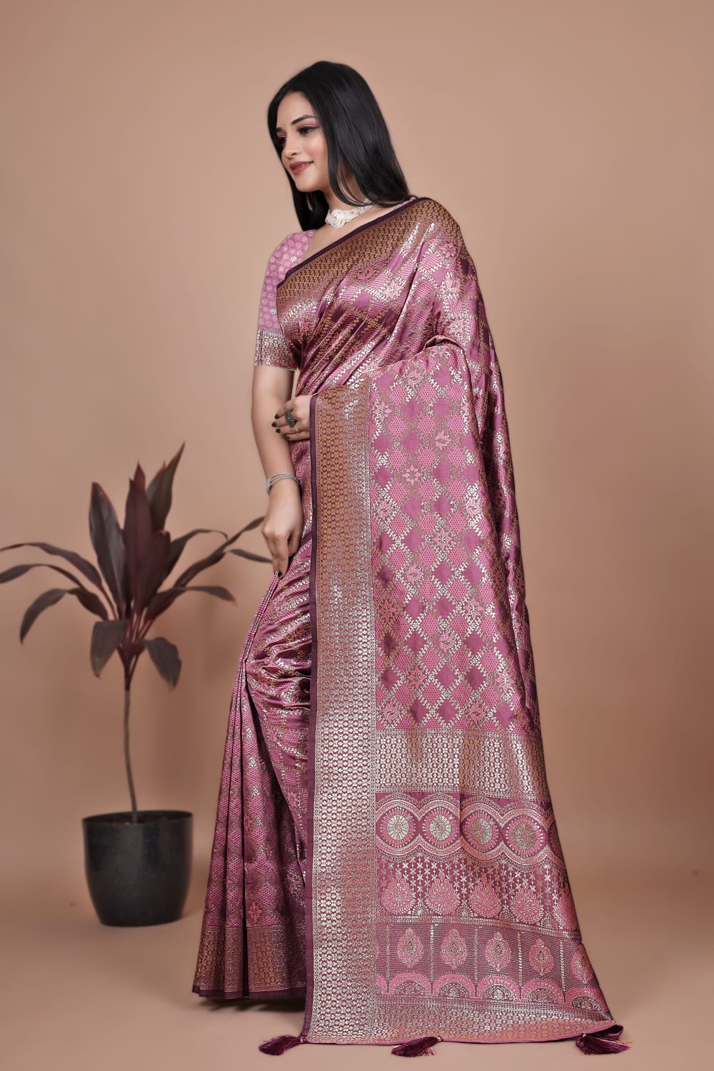 Golden Glow in Pink Banarasi