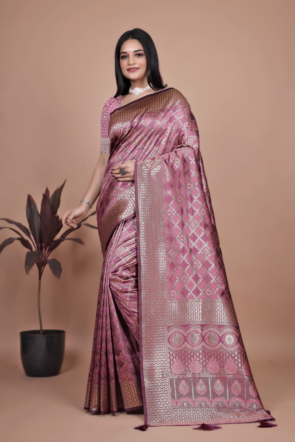 Golden Glow in Pink Banarasi
