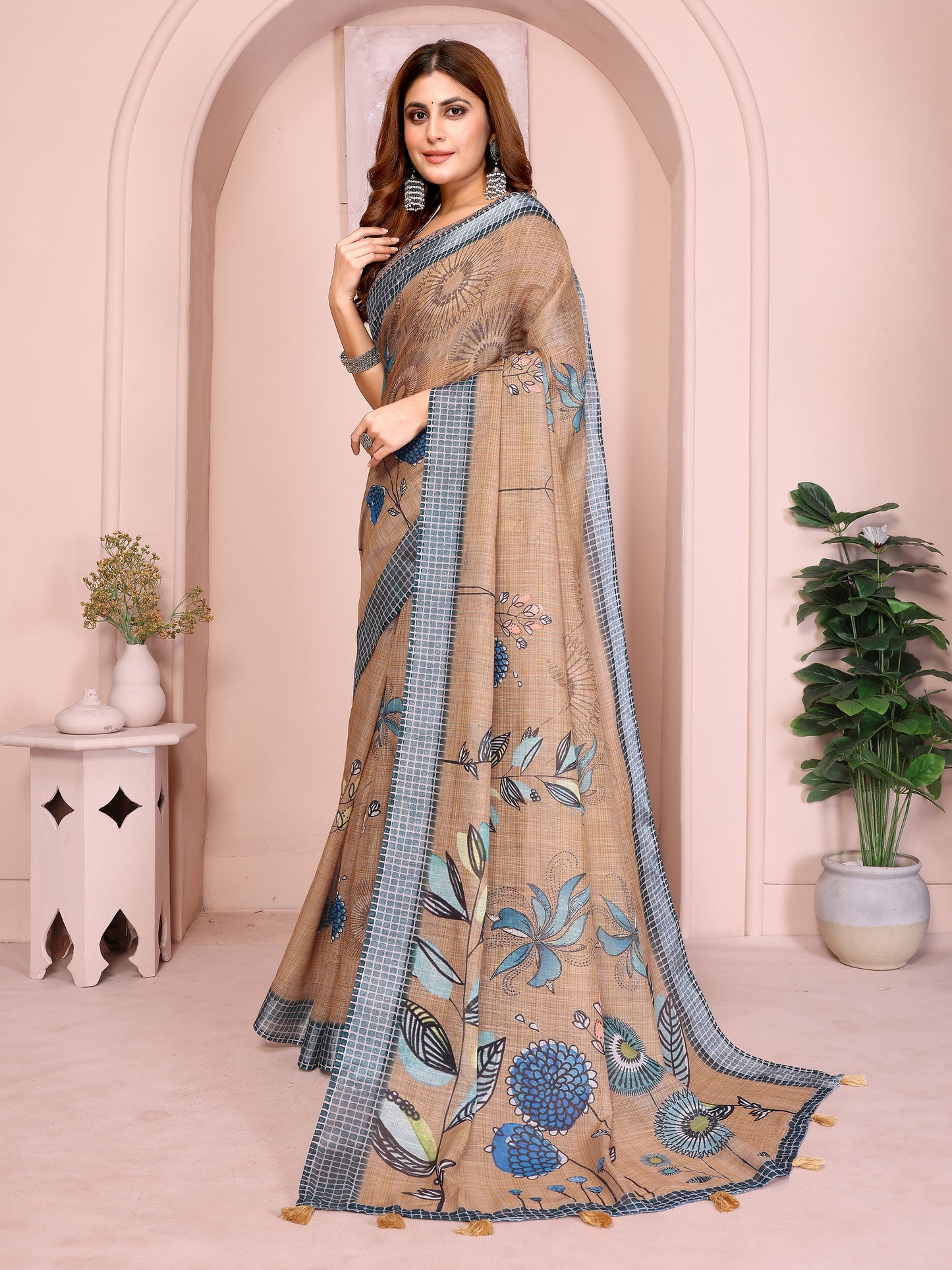 Elegant Linen Cotton Saree with Floral Print