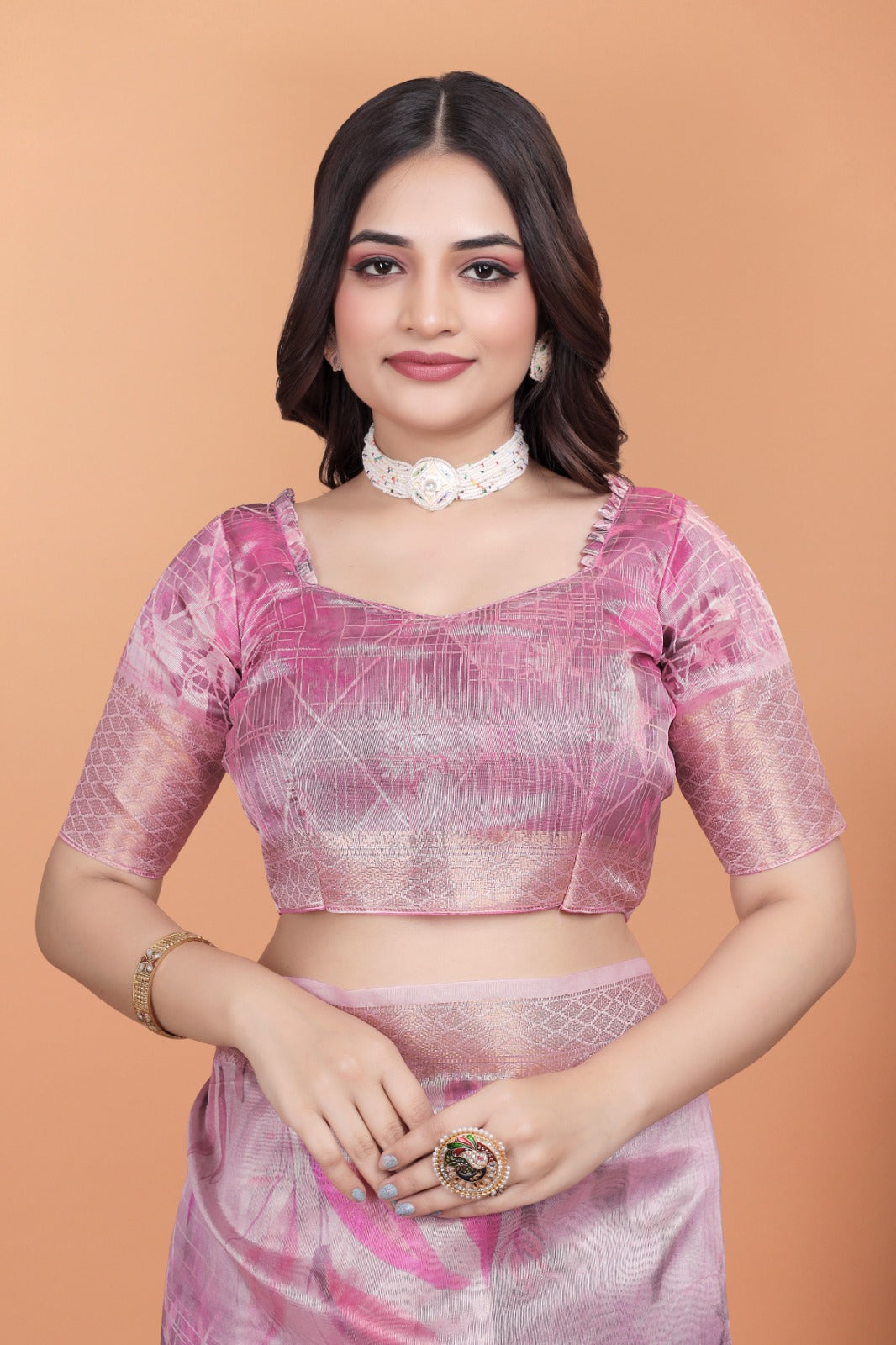 Soft Pink Silk Saree with Elegant Leaf Pattern