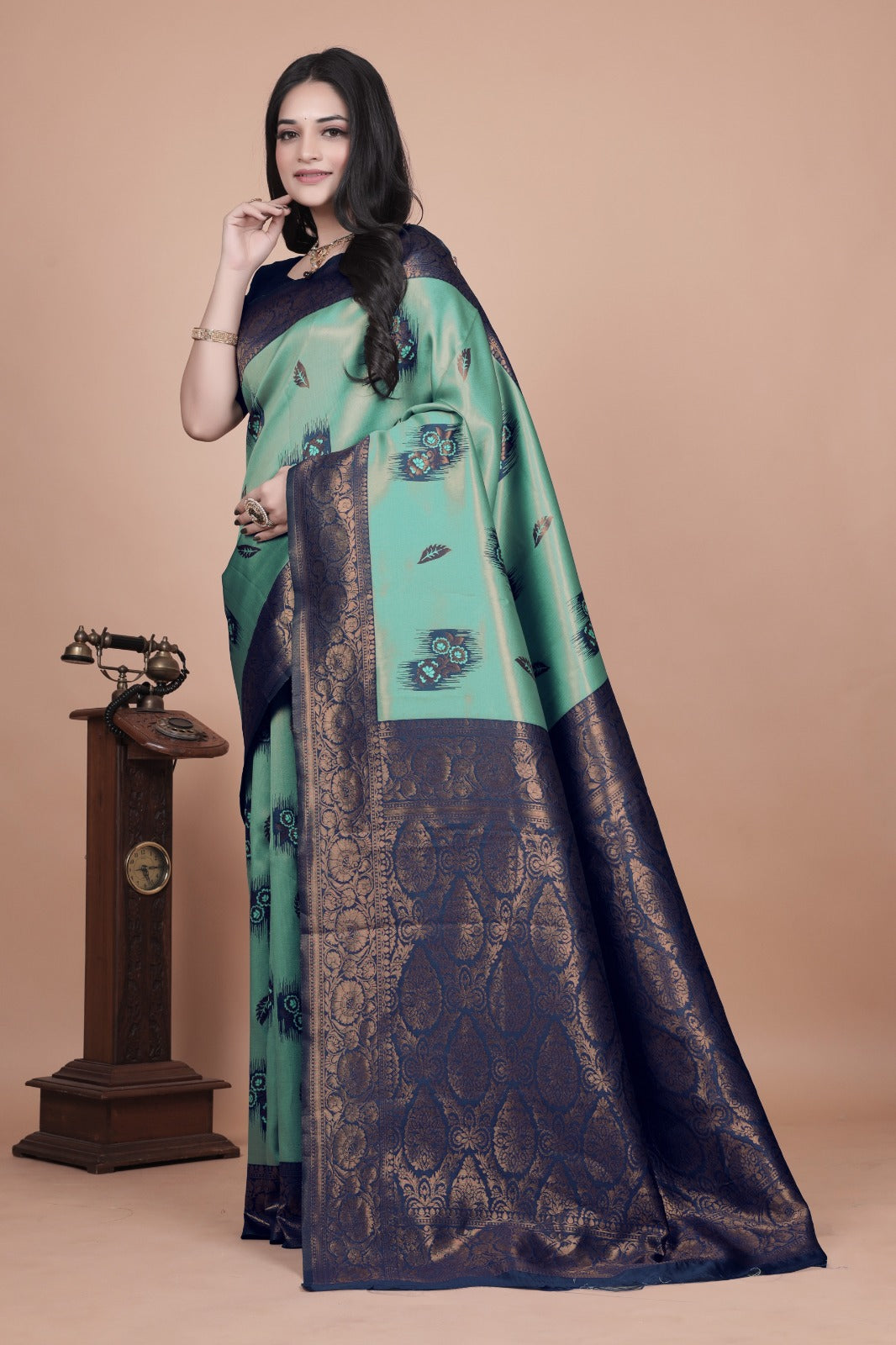 Fancy Rapier Jacquard Silk Saree💜 Saree Description