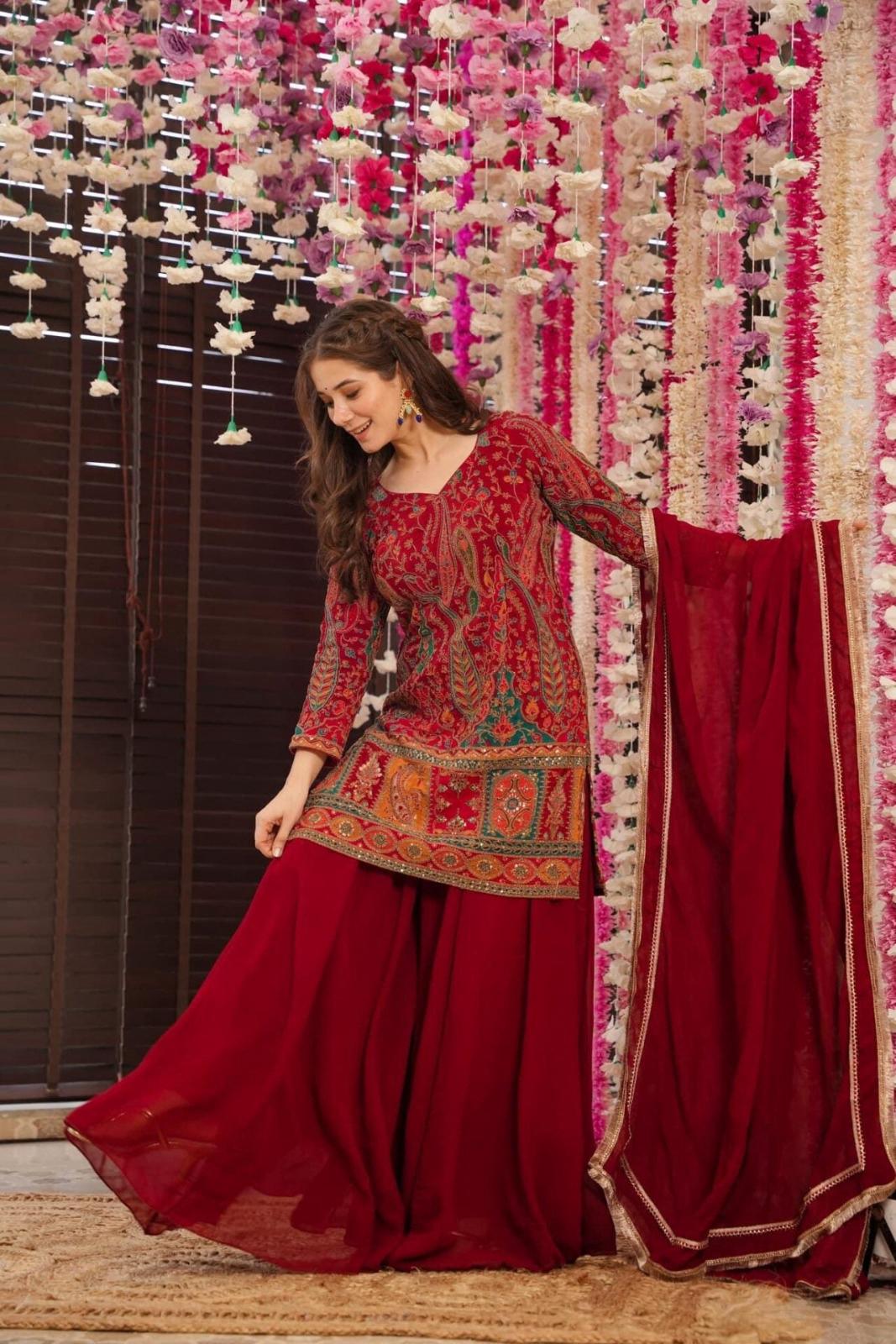 Elegant Red Printed Kurti Set with Dupatta for Women"