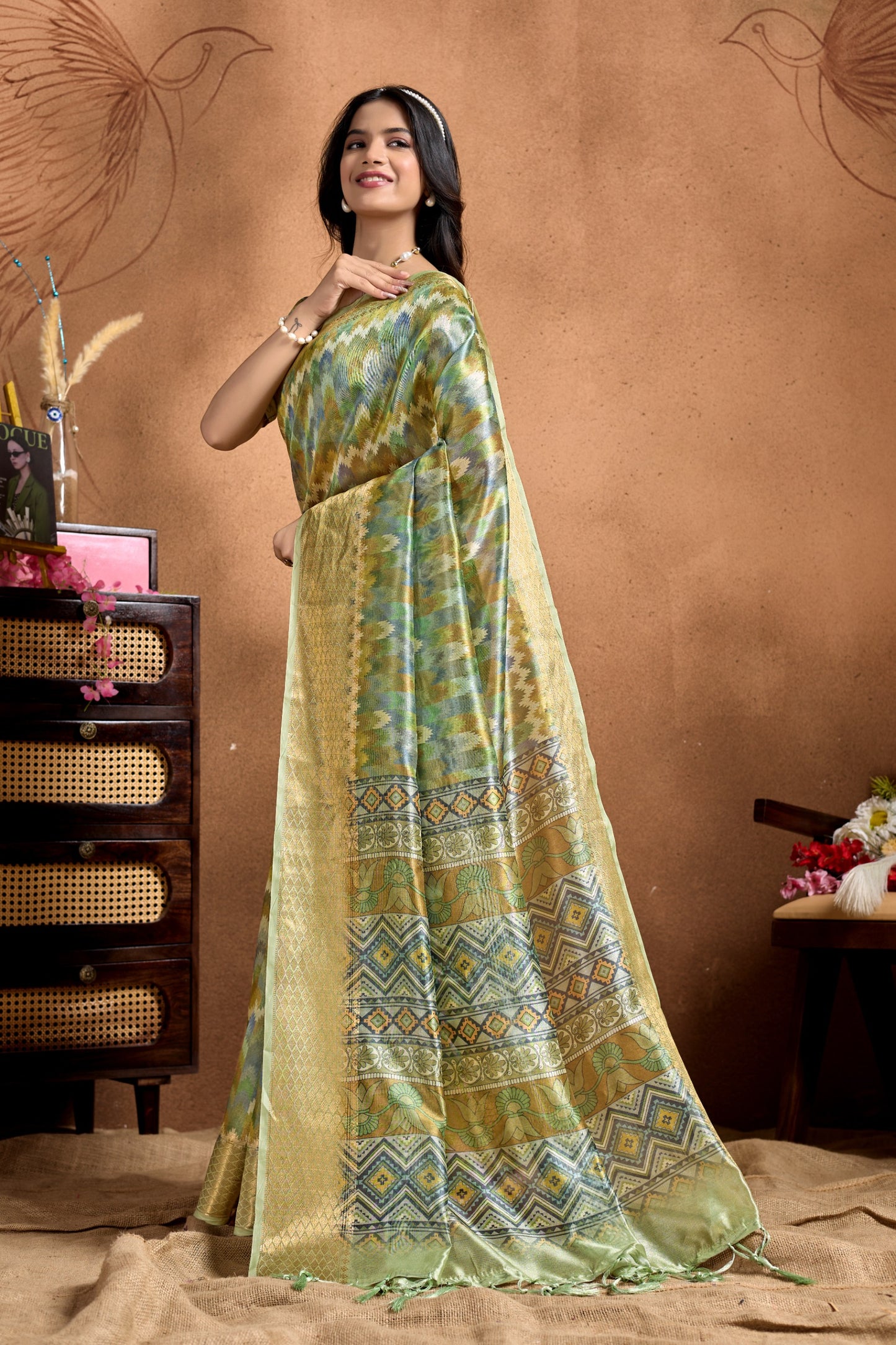Elegant Soft Silk Saree with Traditional Geometric & Floral Weaving