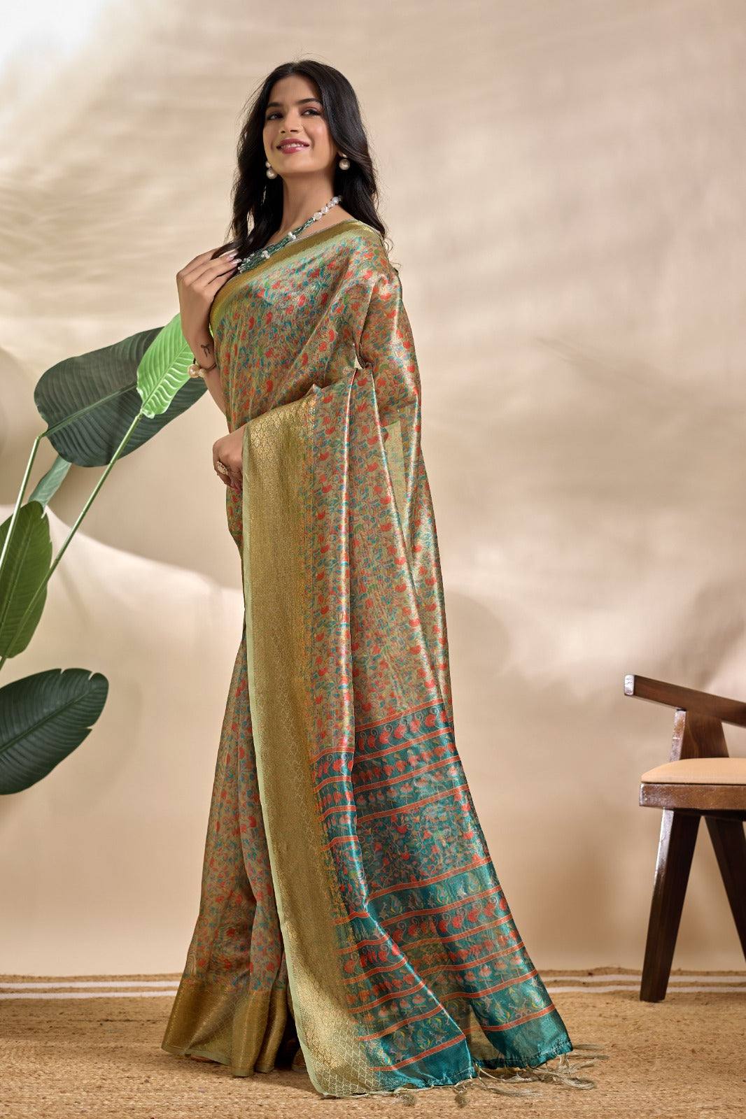 Olive-Green Soft Silk Blend Saree with Traditional Pallu & Floral Body