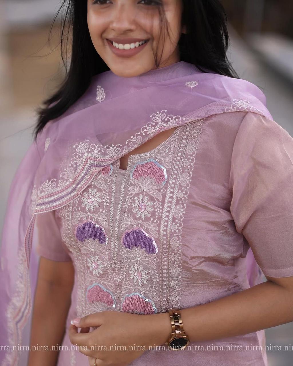 🌸 Pink Embroidered Kurta Set