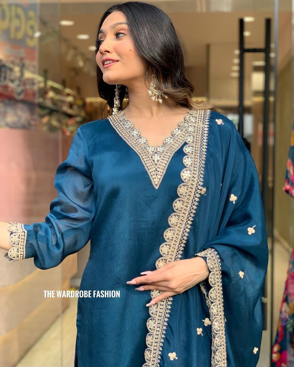 Elegant Blue Kurta Set – Silver Embroidered Grace