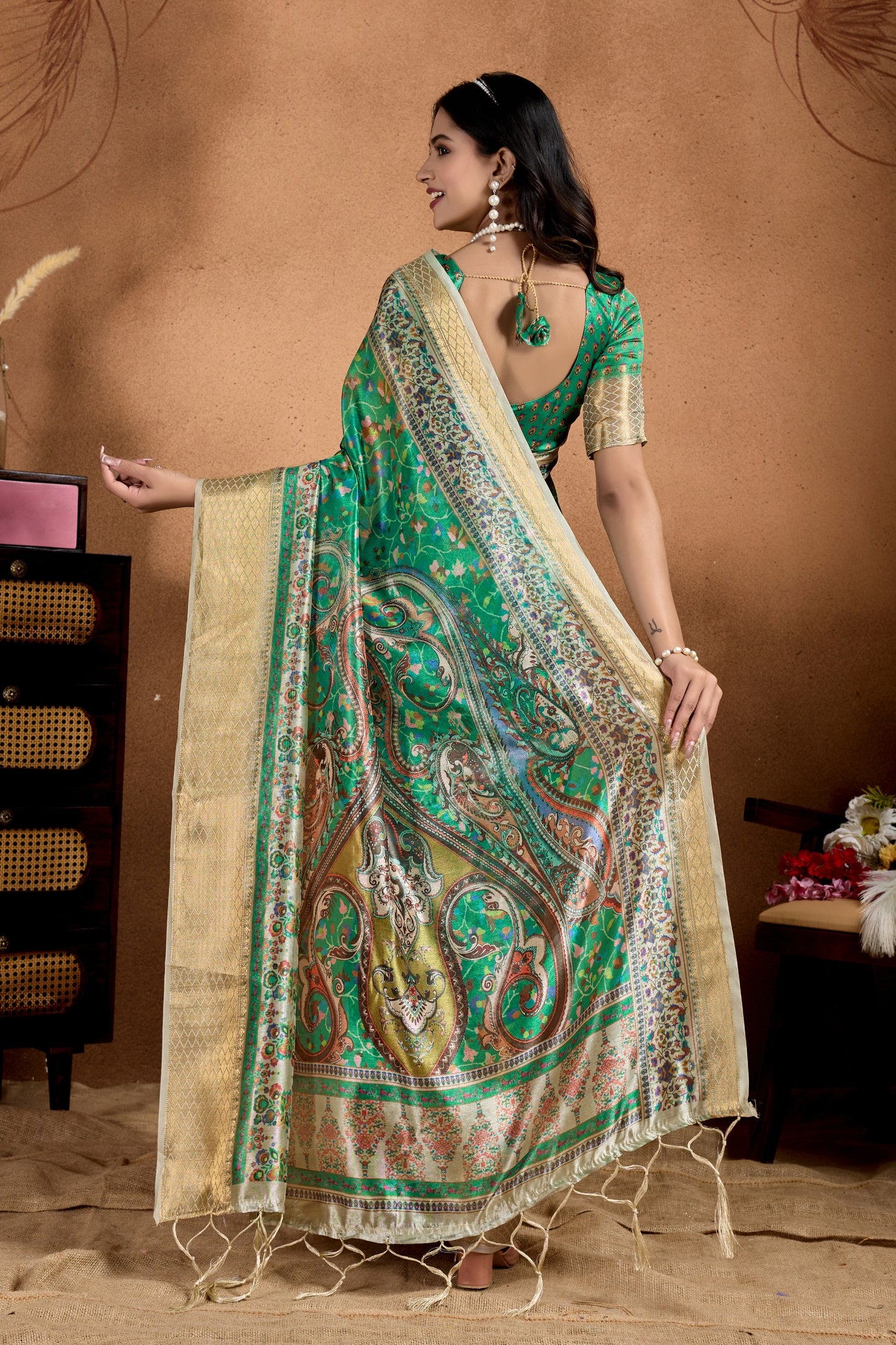 Green Soft Silk Blend Saree with Paisley & Floral Zari Weave