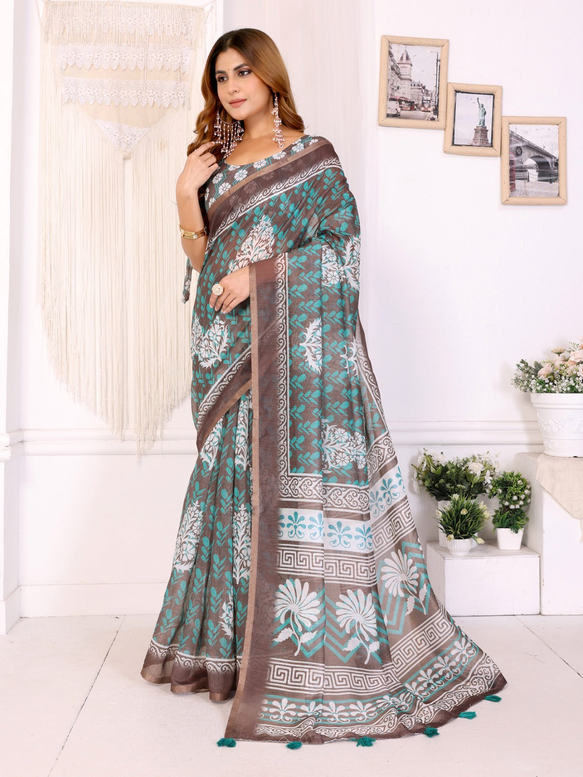 Elegant Chanderi Saree with Floral & Geometric Digital Print