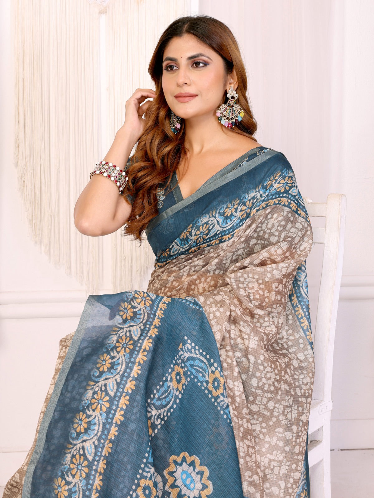 Beige & Teal Ethnic Motif Printed Chanderi Saree