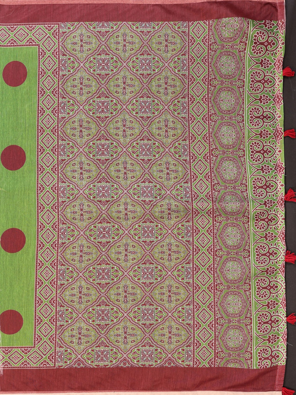 Green & Maroon Polka Dot Printed Chanderi Saree