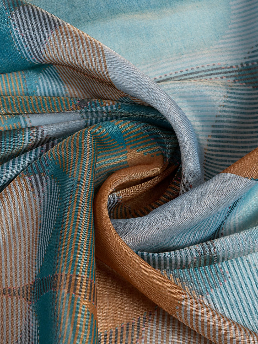 Teal Geometric Printed Saree