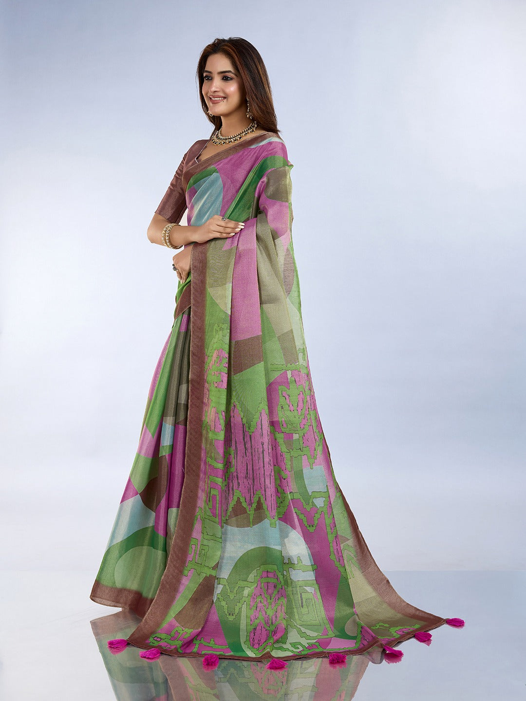 Green & Pink Abstract Printed Saree