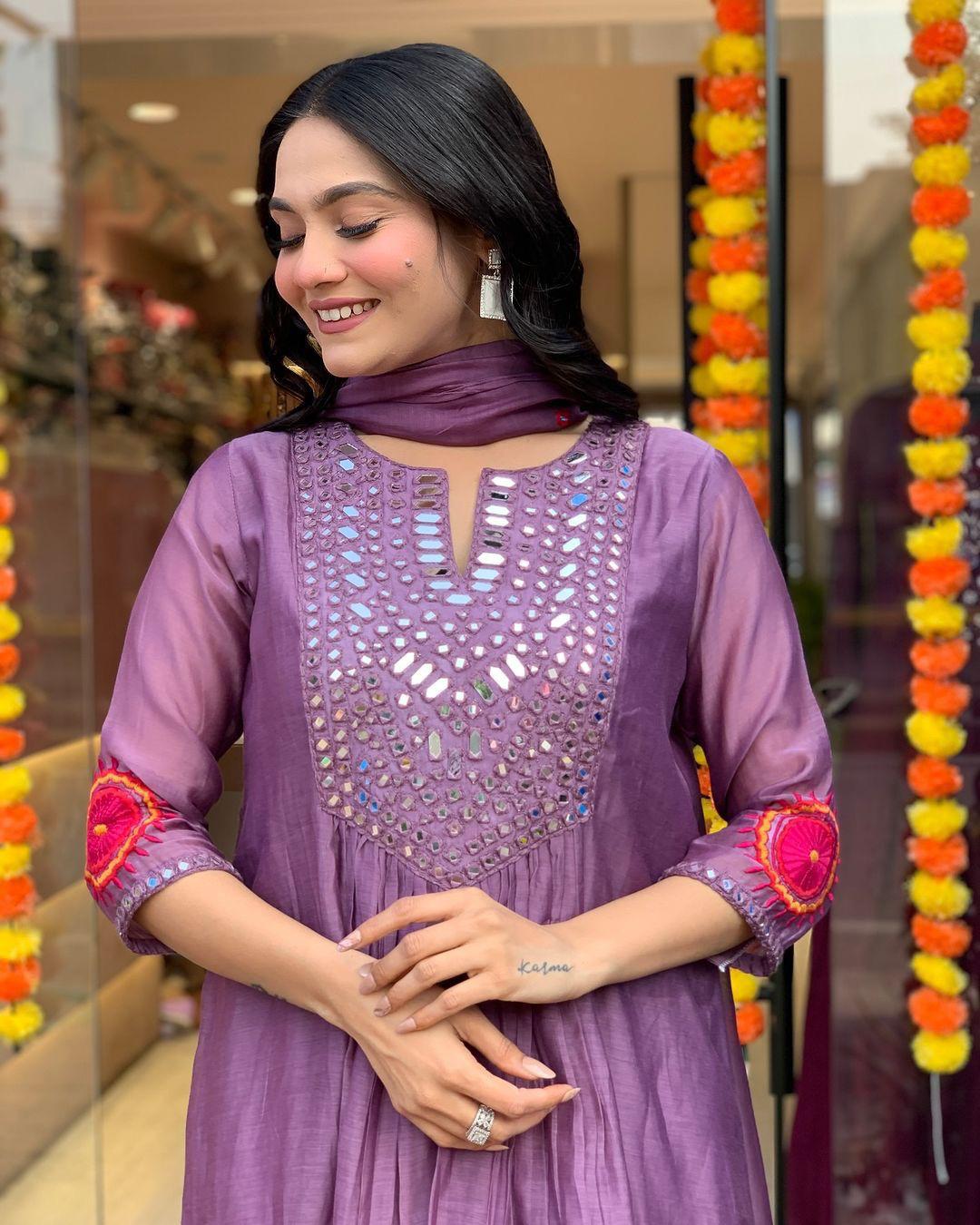 Tassel & Thread Charm